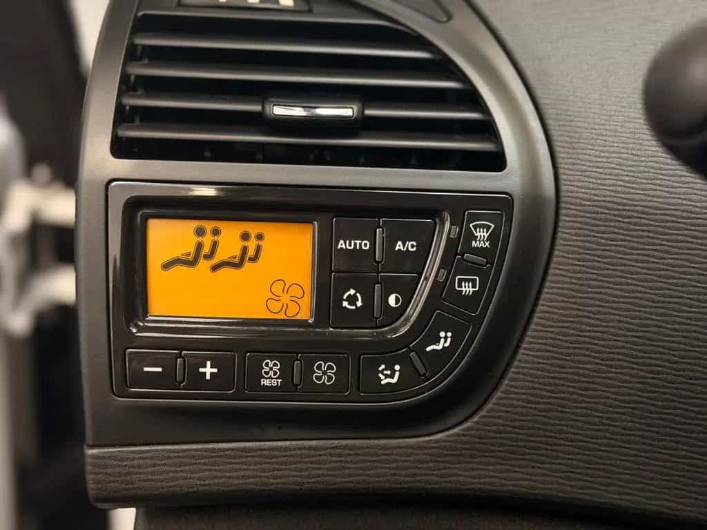 Citroën C4 Picasso Selection 1.6/AHK/SHZ/PDC/INSPK NEU 03/2013-photo-34