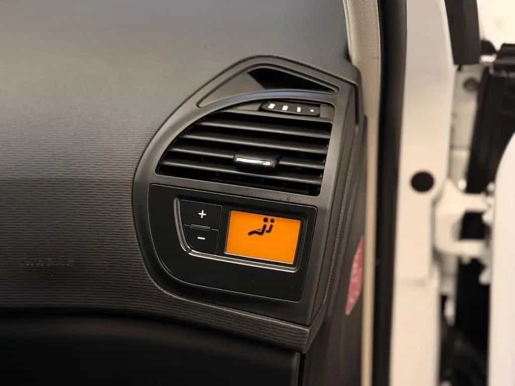 Citroën C4 Picasso Selection 1.6/AHK/SHZ/PDC/INSPK NEU 03/2013-photo-35