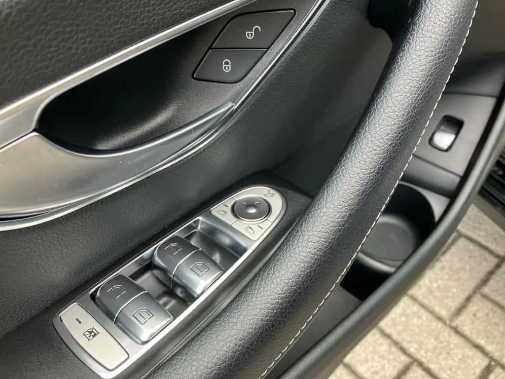 Mercedes-Benz E-Class 200 d T Avantgarde Widescreen MBUX AHK Kamera 10/2020-photo-13