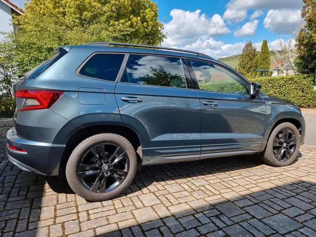 Skoda Karoq 2.0l TSI 7- Gang DSG Allrad SPORTLINE AHK 09/2019-photo-1