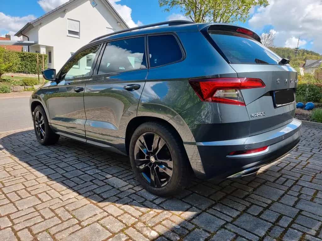 Skoda Karoq 2.0l TSI 7- Gang DSG Allrad SPORTLINE AHK 09/2019-photo-3