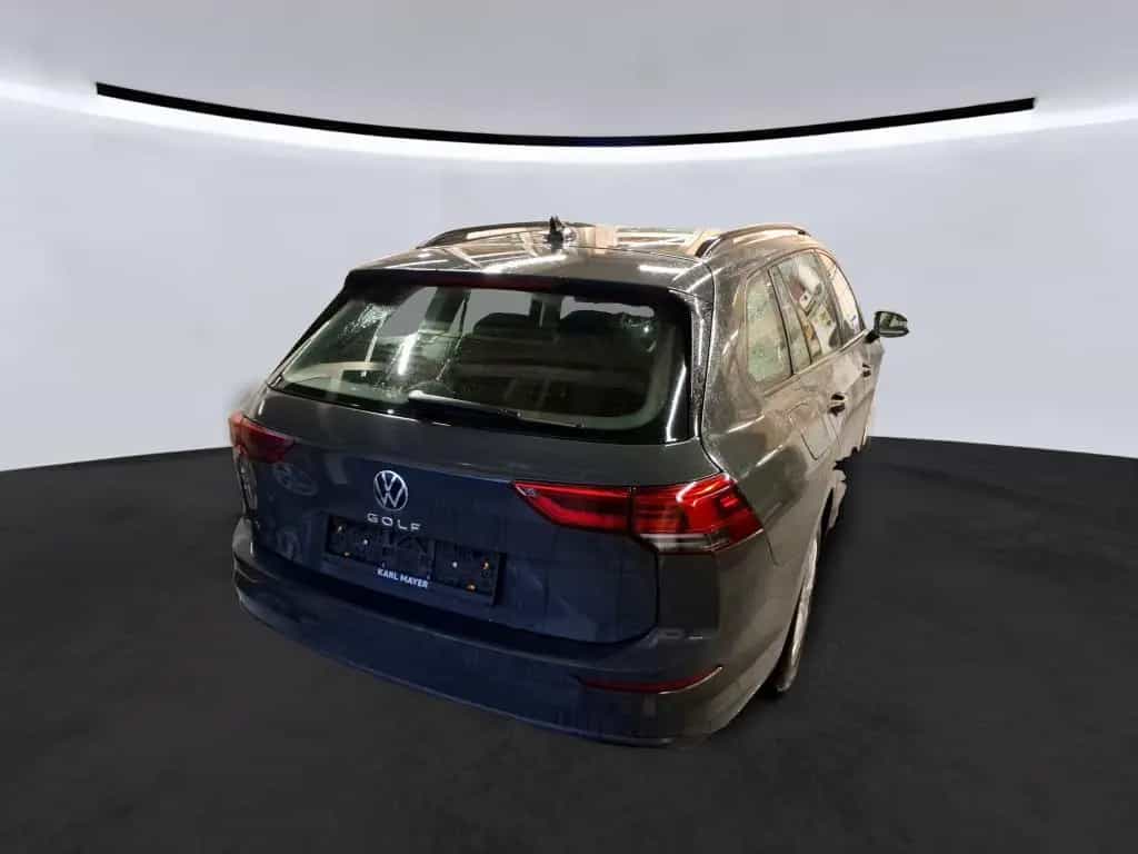 Volkswagen Golf VIII Variant Life 2.0 TDI+DSG+8xRäder 11/2022-photo-1