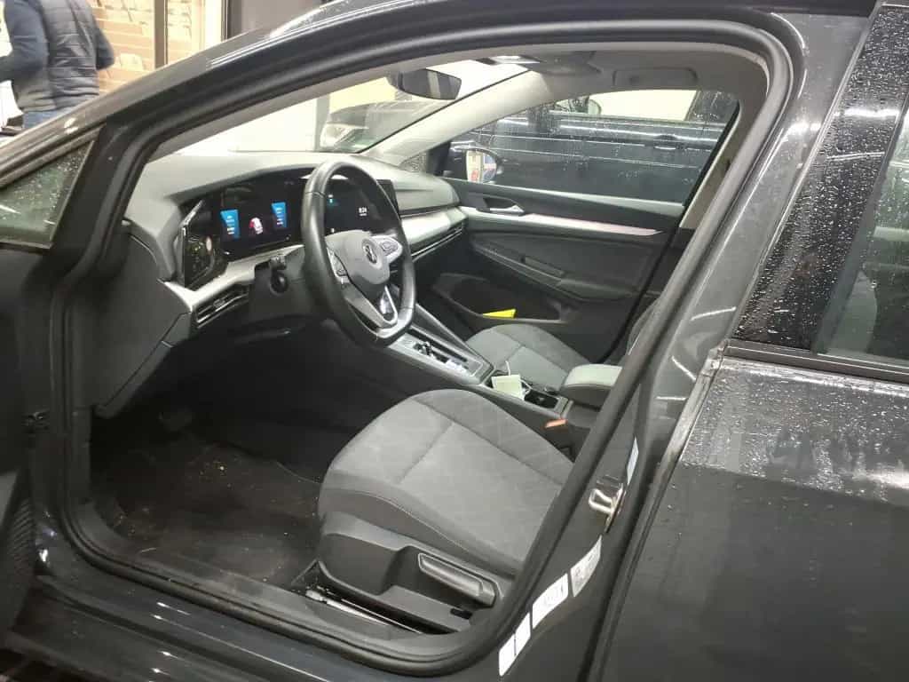 Volkswagen Golf VIII Variant Life 2.0 TDI+DSG+8xRäder 11/2022-photo-3