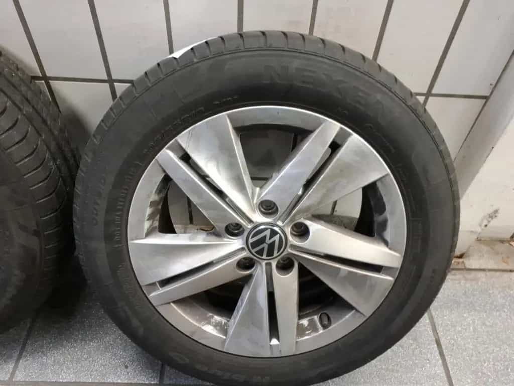Volkswagen Golf VIII Variant Life 2.0 TDI+DSG+8xRäder 11/2022-photo-4