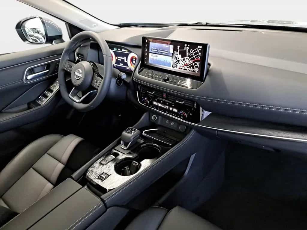 Nissan X-Trail 1.5 VC-T MHEV AUTO. TEKNA PANORAMA BOSE 04/2026-photo-17