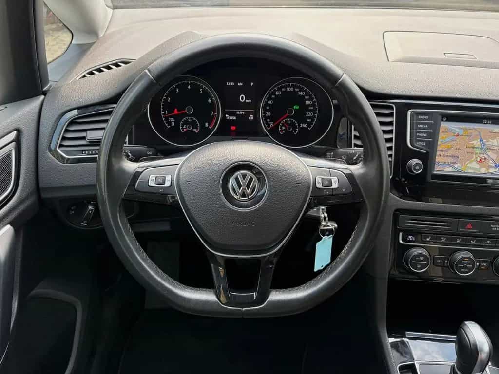 Volkswagen Golf Sportsvan VII Highline1.4TSi.Bi-Xenon,Autom 11/2015-photo-16