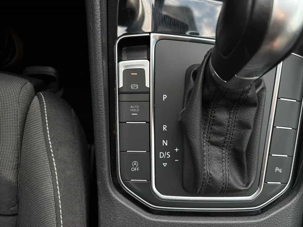 Volkswagen Golf Sportsvan VII Highline1.4TSi.Bi-Xenon,Autom 11/2015-photo-30