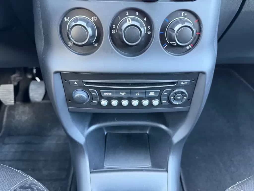 Citroën C3 1.6 Tendance 1. Hand Klima Tempomat Tüv Neu 03/2011-photo-19