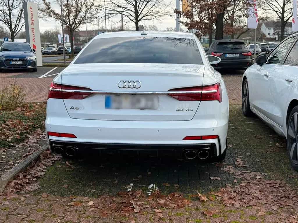 Audi A6 C8 40 TDI Scheckheftgepflegt, alle... 11/2018-photo-1