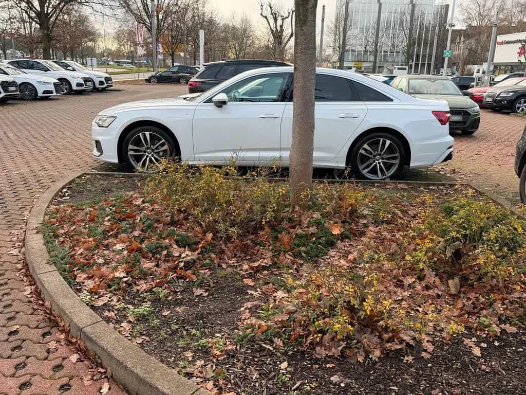 Audi A6 C8 40 TDI Scheckheftgepflegt, alle... 11/2018-photo-3