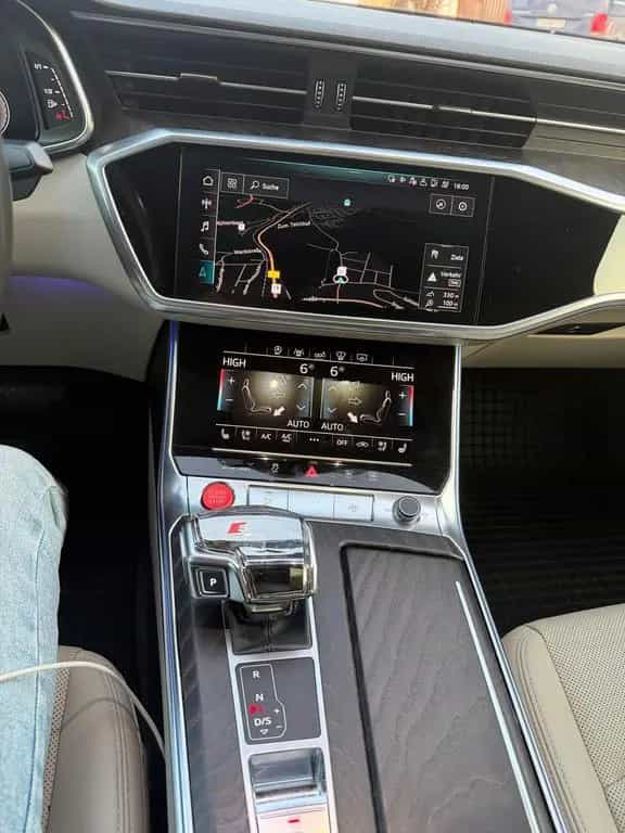 Audi A6 C8 40 TDI Scheckheftgepflegt, alle... 11/2018-photo-9