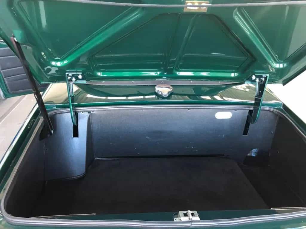 Triumph TR6 PI 08/1970-photo-8