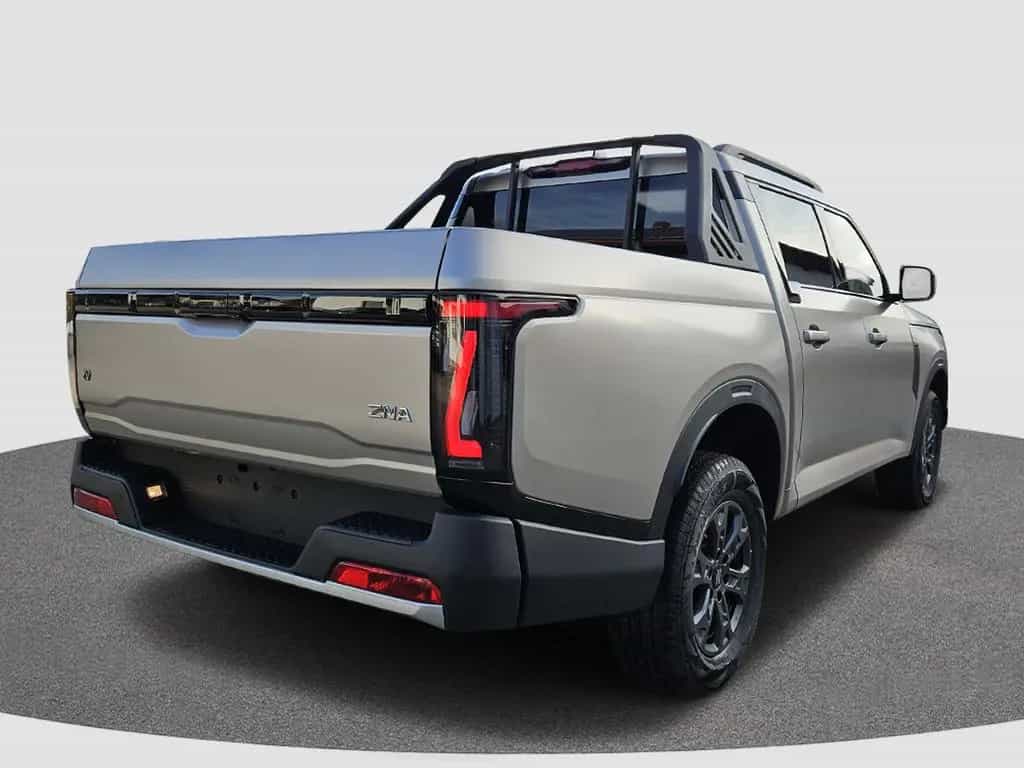 DFSK Other RICH 9 4x4 Leder LED SHZ CarPlay 360° PDC BLT null-photo-2
