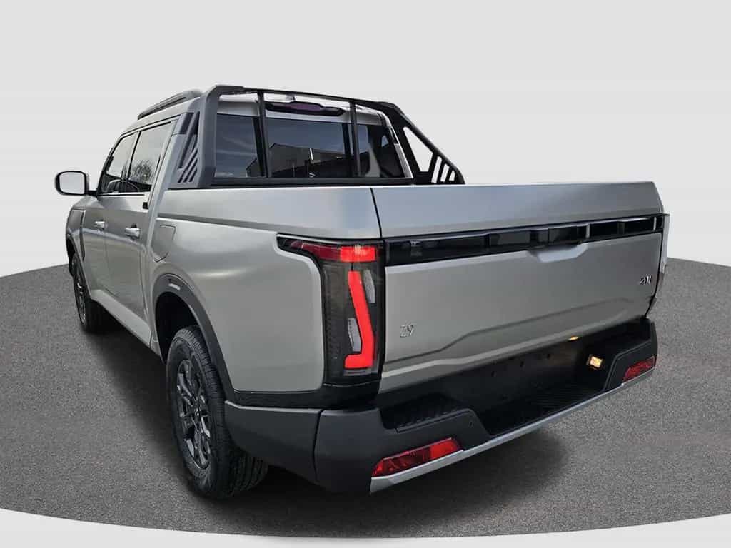 DFSK Other RICH 9 4x4 Leder LED SHZ CarPlay 360° PDC BLT null-photo-3