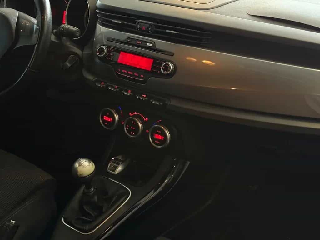 Alfa Romeo Giulietta 2.0 JTDm 2013 03/2013-photo-7
