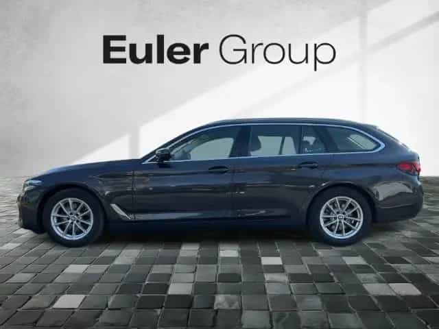 BMW 5 Series 520 d xDrive Touring Navi Prof ACC 4-Zonen Kamer 11/2021-photo-1