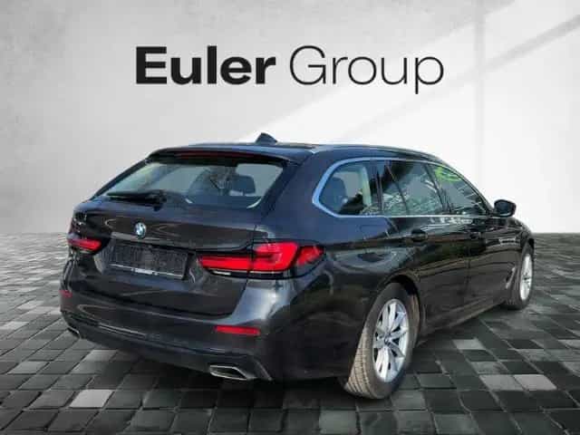 BMW 5 Series 520 d xDrive Touring Navi Prof ACC 4-Zonen Kamer 11/2021-photo-3