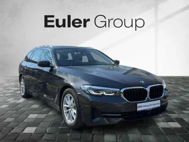 BMW 5 Series 520 d xDrive Touring Navi Prof ACC 4-Zonen Kamer 11/2021-photo-4
