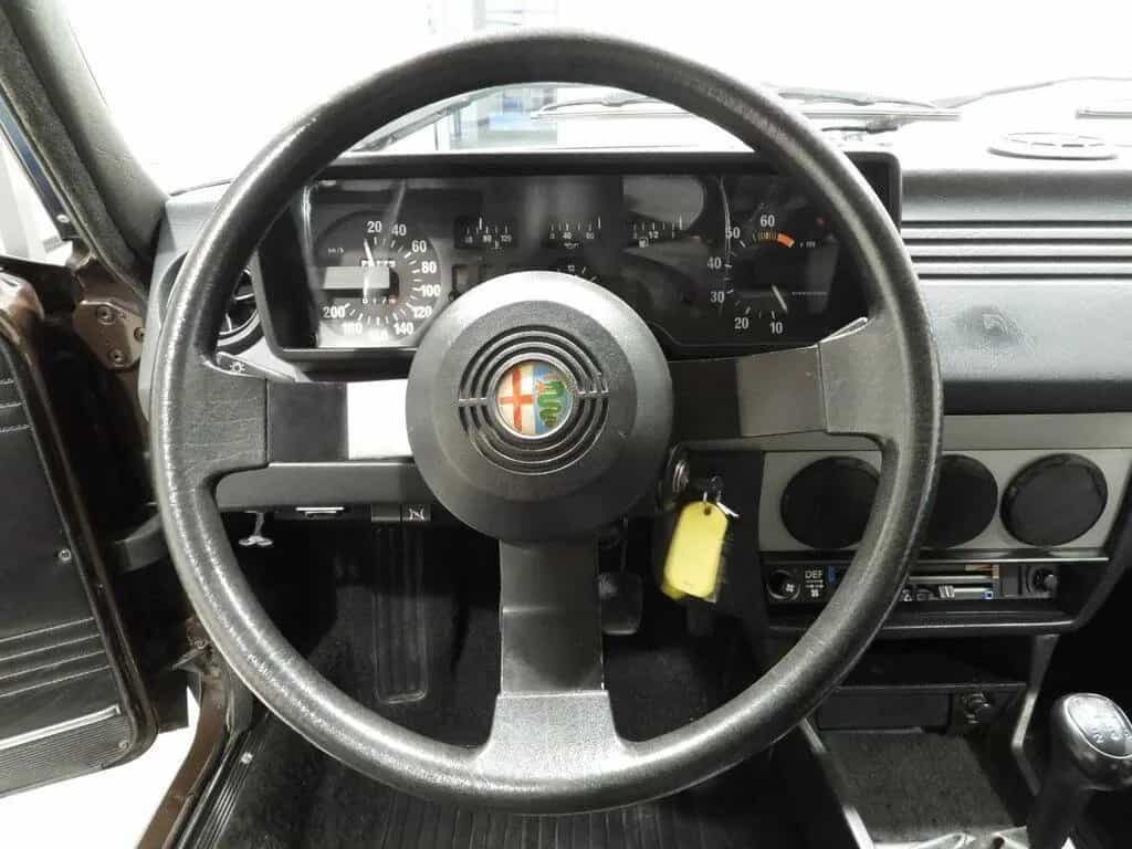 Alfa Romeo Alfetta 1.6 01/1983-photo-3
