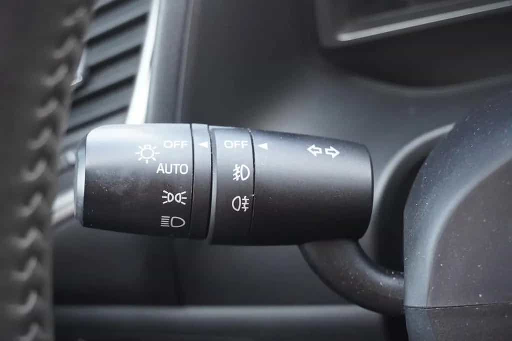 Mazda 3 2.0 Xenon Tempomat Sitzheizung DAB AHK PDC 11/2017-photo-18