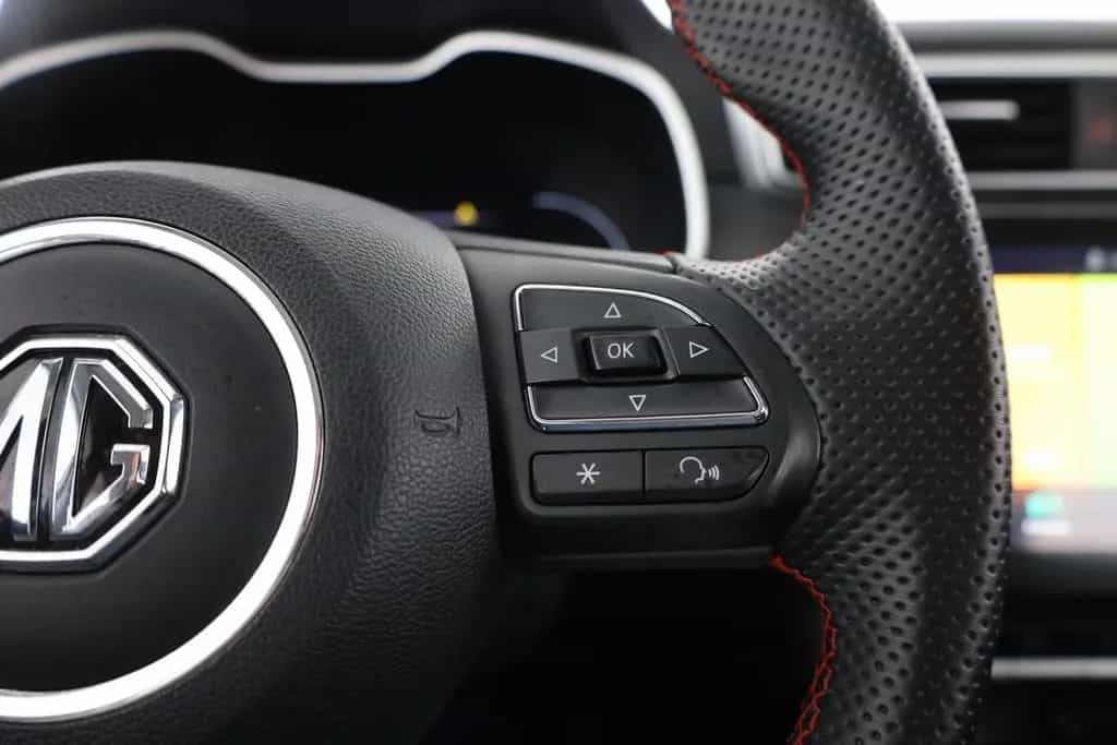 MG ZS 1.0 T-GDI Luxury Aut. LED Navi 360° 03/2024-photo-14