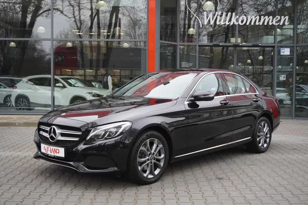 Mercedes-Benz C-Class Avantgarde 4Matic LED Navi Totwinkel PDC 02/2018-photo-1