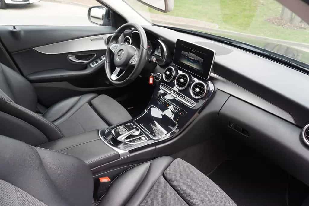 Mercedes-Benz C-Class Avantgarde 4Matic LED Navi Totwinkel PDC 02/2018-photo-13
