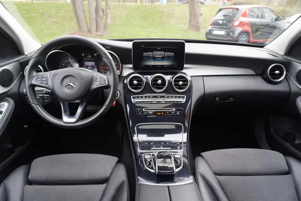Mercedes-Benz C-Class Avantgarde 4Matic LED Navi Totwinkel PDC 02/2018-photo-14