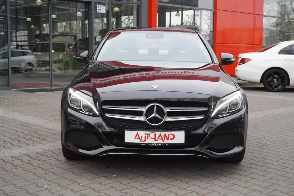 Mercedes-Benz C-Class Avantgarde 4Matic LED Navi Totwinkel PDC 02/2018-photo-2