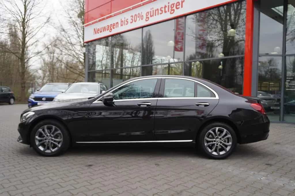 Mercedes-Benz C-Class Avantgarde 4Matic LED Navi Totwinkel PDC 02/2018-photo-8