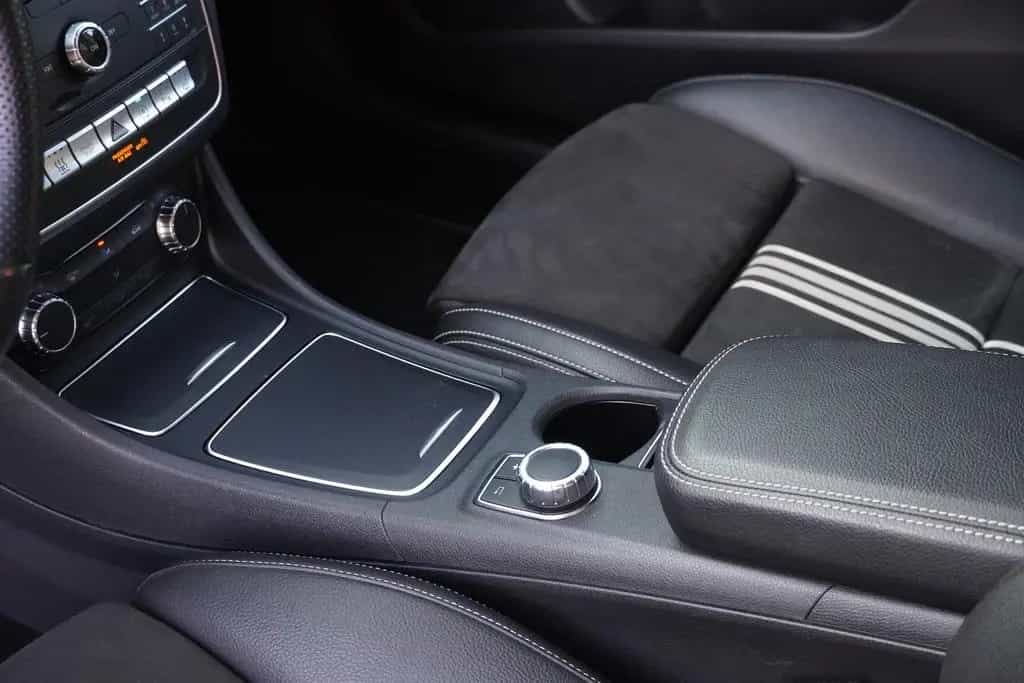 Mercedes-Benz CLA 180 Shooting Brake AMG Line LED Standheizung 06/2017-photo-15