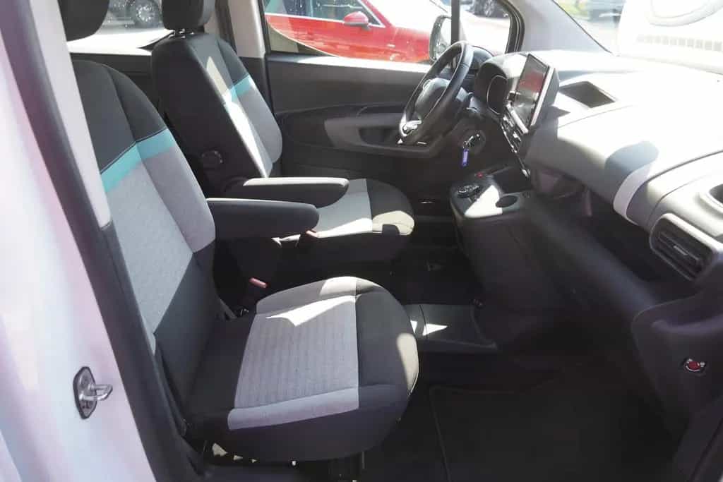 Citroën Berlingo 1.2 12V e-THP Feel XL 12/2020-photo-16