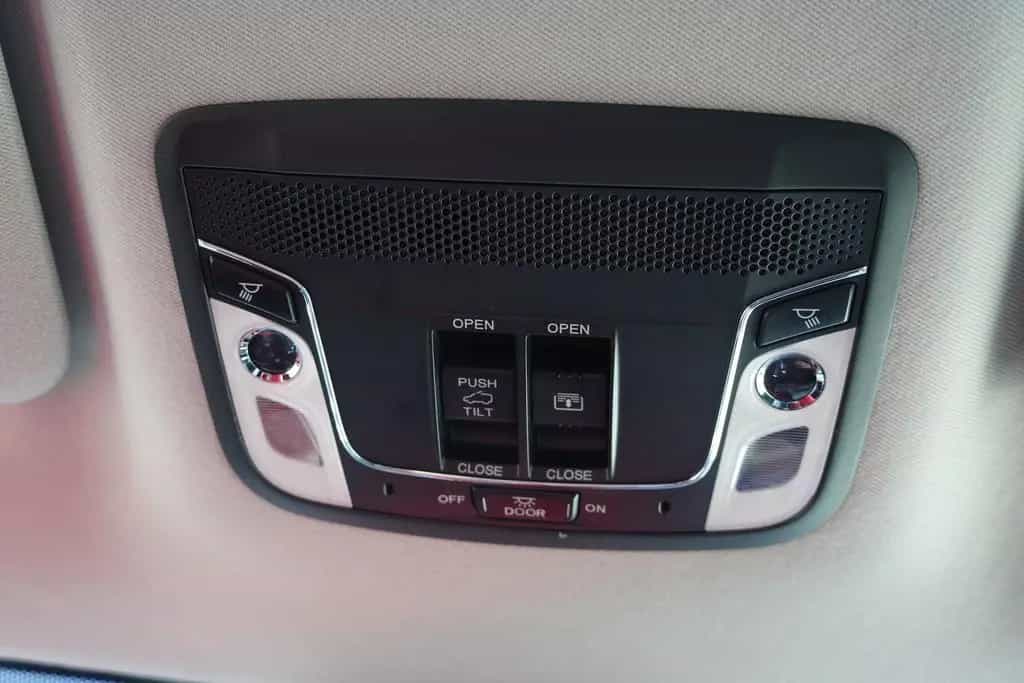 Honda HR-V 1.5 Executive Klimaaut. Navi DAB Tempomat 01/2018-photo-27