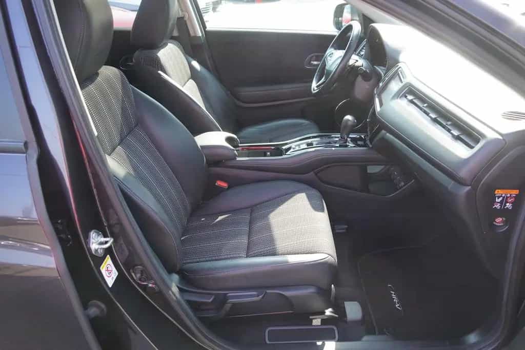 Honda HR-V 1.5 Executive Klimaaut. Navi DAB Tempomat 01/2018-photo-29