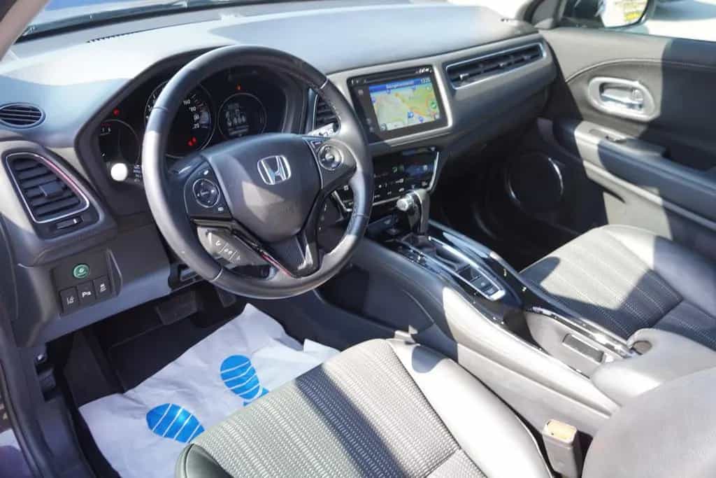 Honda HR-V 1.5 Executive Klimaaut. Navi DAB Tempomat 01/2018-photo-9