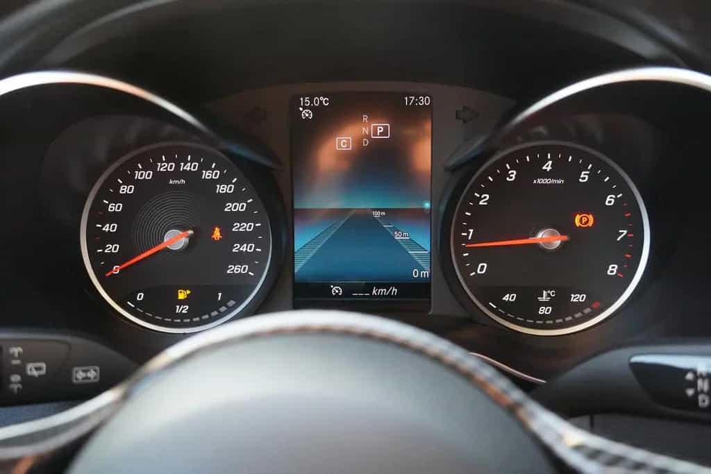 Mercedes-Benz C 180 C180 T-Modell Avantgarde LED Navi Tempomat DAB 03/2019-photo-25
