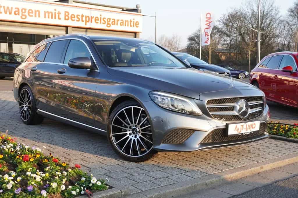 Mercedes-Benz C 180 C180 T-Modell Avantgarde LED Navi Tempomat DAB 03/2019-photo-3