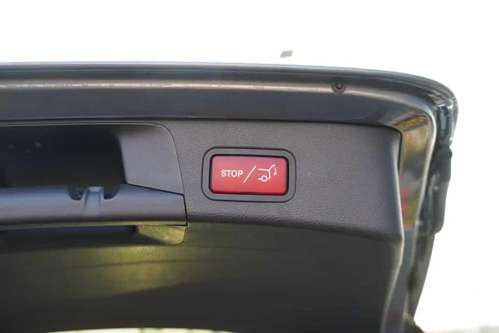 Mercedes-Benz C 180 C180 T-Modell Avantgarde LED Navi Tempomat DAB 03/2019-photo-35