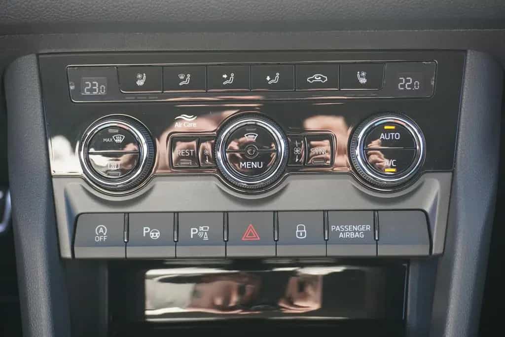 Skoda Kodiaq 2.0 L&K 4x4 LED Navi ACC 360° Memory PDC 02/2022-photo-30