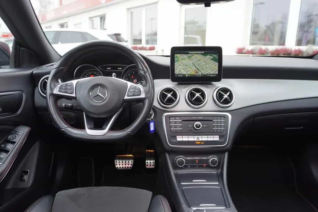 Mercedes-Benz CLA-Class 250 AMG Line LED Navi Panorama Teilleder PDC 01/2017-photo-12