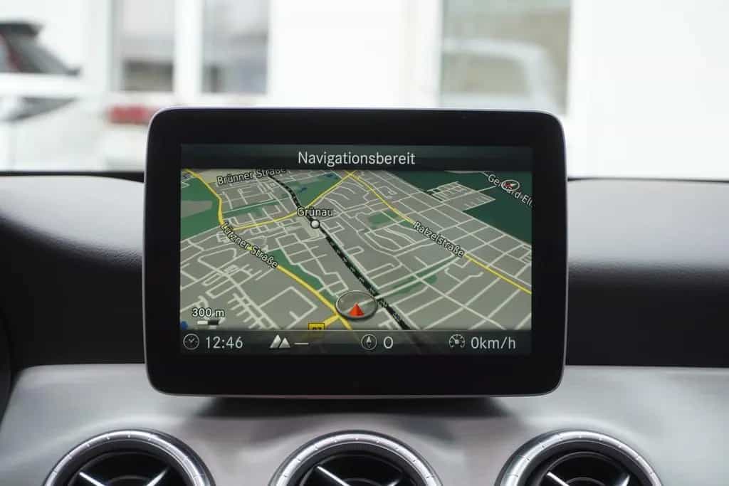 Mercedes-Benz CLA-Class 250 AMG Line LED Navi Panorama Teilleder PDC 01/2017-photo-14