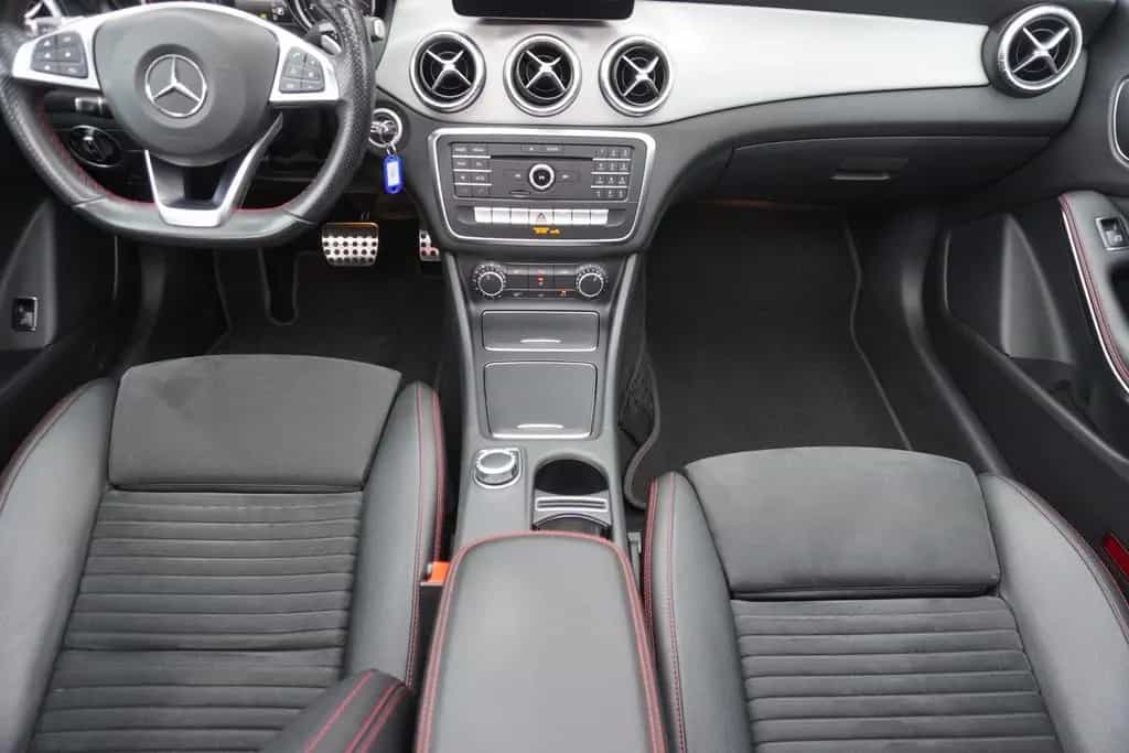 Mercedes-Benz CLA-Class 250 AMG Line LED Navi Panorama Teilleder PDC 01/2017-photo-17