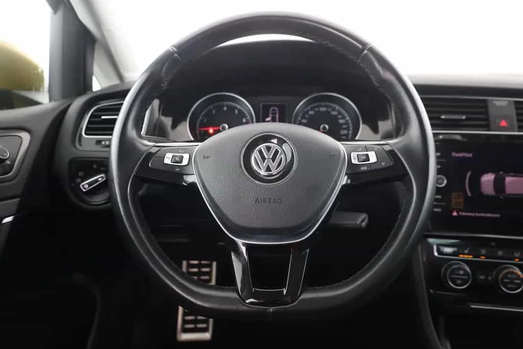 Volkswagen Golf VII 1.0 TSI Join Navi Sitzheizung PDC USB 10/2018-photo-13