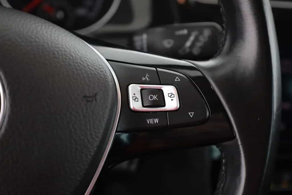 Volkswagen Golf VII 1.0 TSI Join Navi Sitzheizung PDC USB 10/2018-photo-15