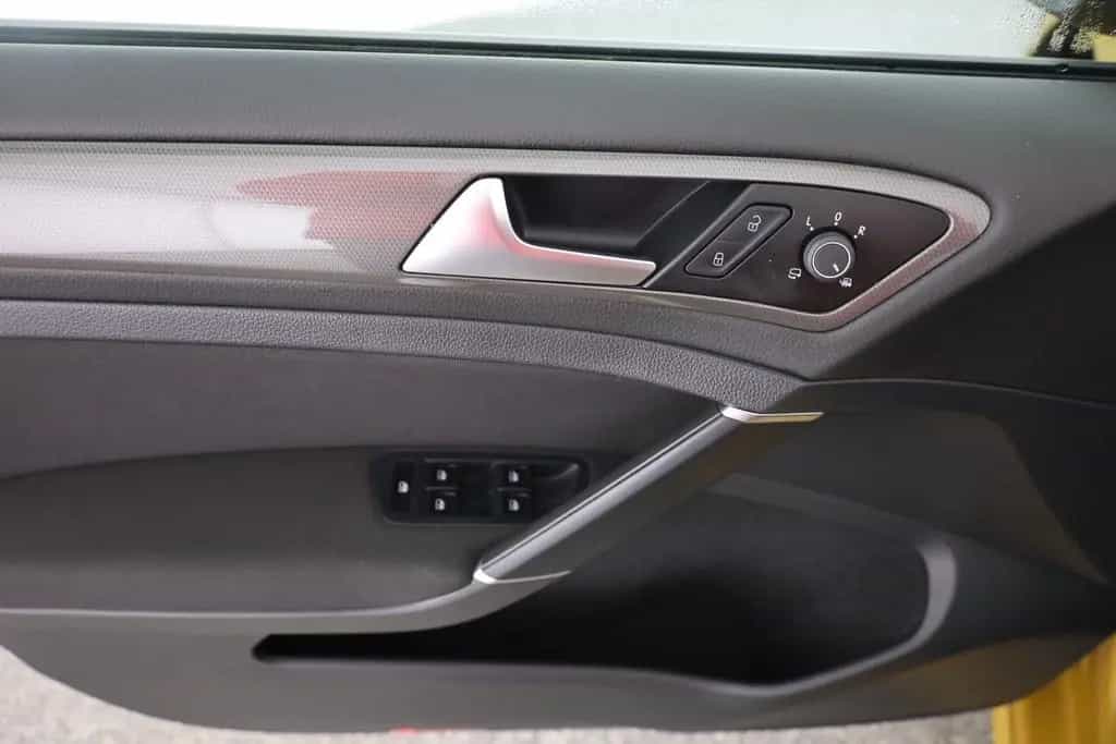 Volkswagen Golf VII 1.0 TSI Join Navi Sitzheizung PDC USB 10/2018-photo-20