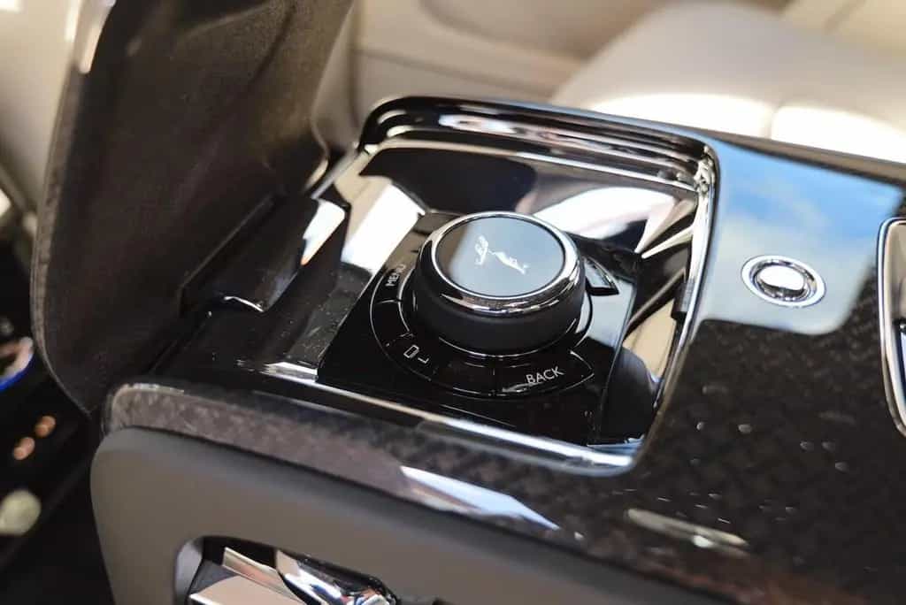 Rolls-Royce Cullinan Cullian Black Badge 4 Seats I Starlight I TV I M 03/2026-photo-21