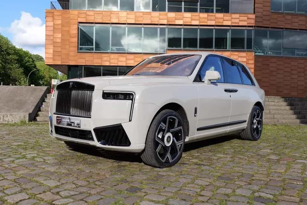 Rolls-Royce Cullinan Cullian Black Badge 4 Seats I Starlight I TV I M 03/2026-photo-26