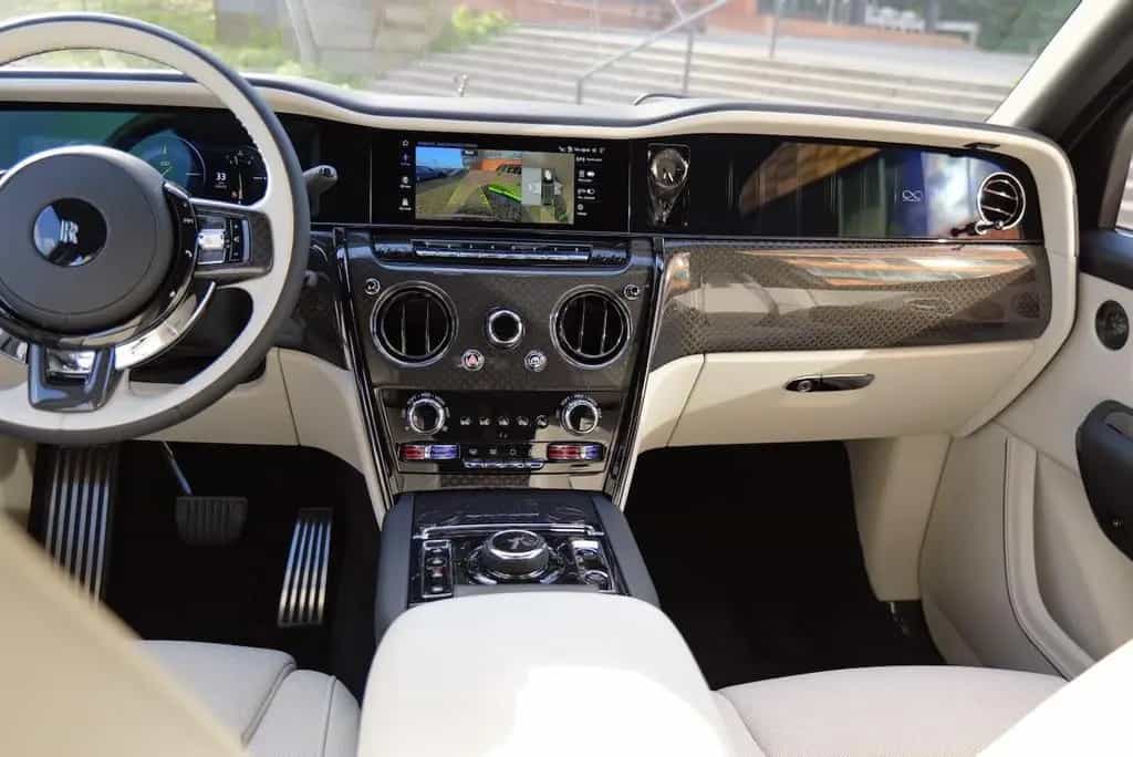 Rolls-Royce Cullinan Cullian Black Badge 4 Seats I Starlight I TV I M 03/2026-photo-7