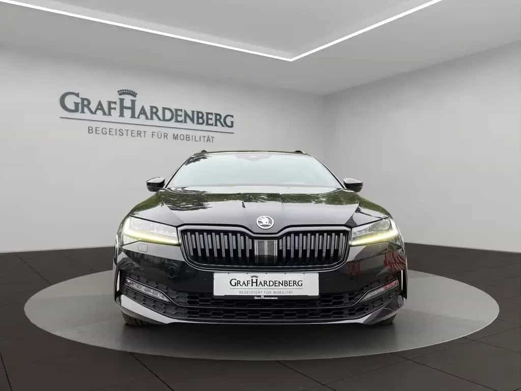 Skoda Superb Combi 2.0 TSI 4x4 DSG Sportline Pano AHK 09/2023-photo-8