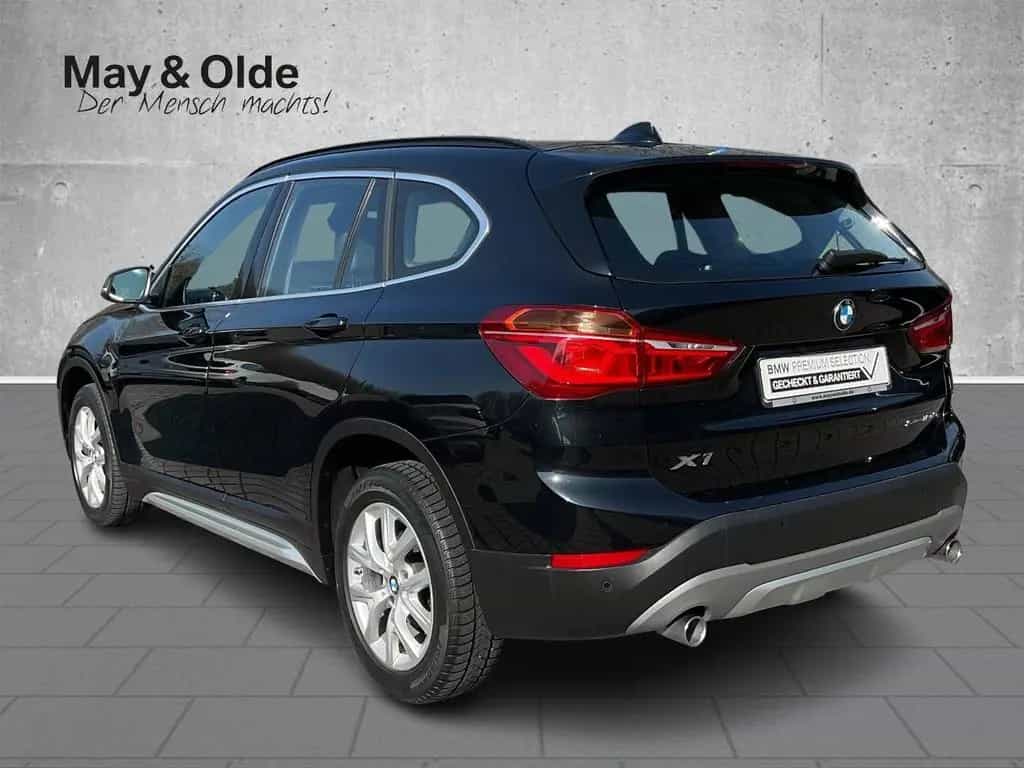 BMW X1 sDrive18d xLine Aut HUD Navi Leder LED SHZ Kl 01/2019-photo-4